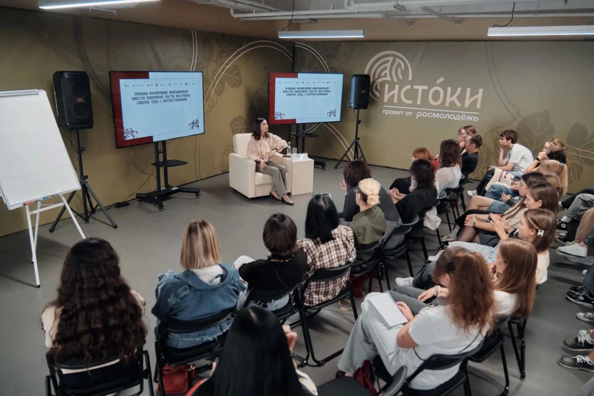 "Задача журналистов сегодня и всегда – рассказывать миру правду" "Задача журналистов сегодня и всегда – рассказывать миру правду"