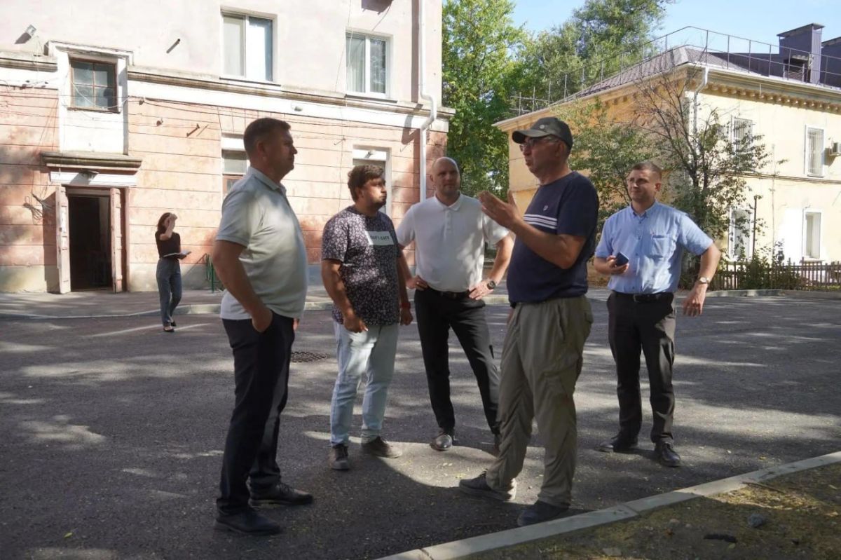 Исполняющий обязанности главы администрации Керчи Игорь Крутьков провел встречу с жителями в районе Войково Исполняющий обязанности главы администрации Керчи Игорь Крутьков провел встречу с жителями в районе Войково
