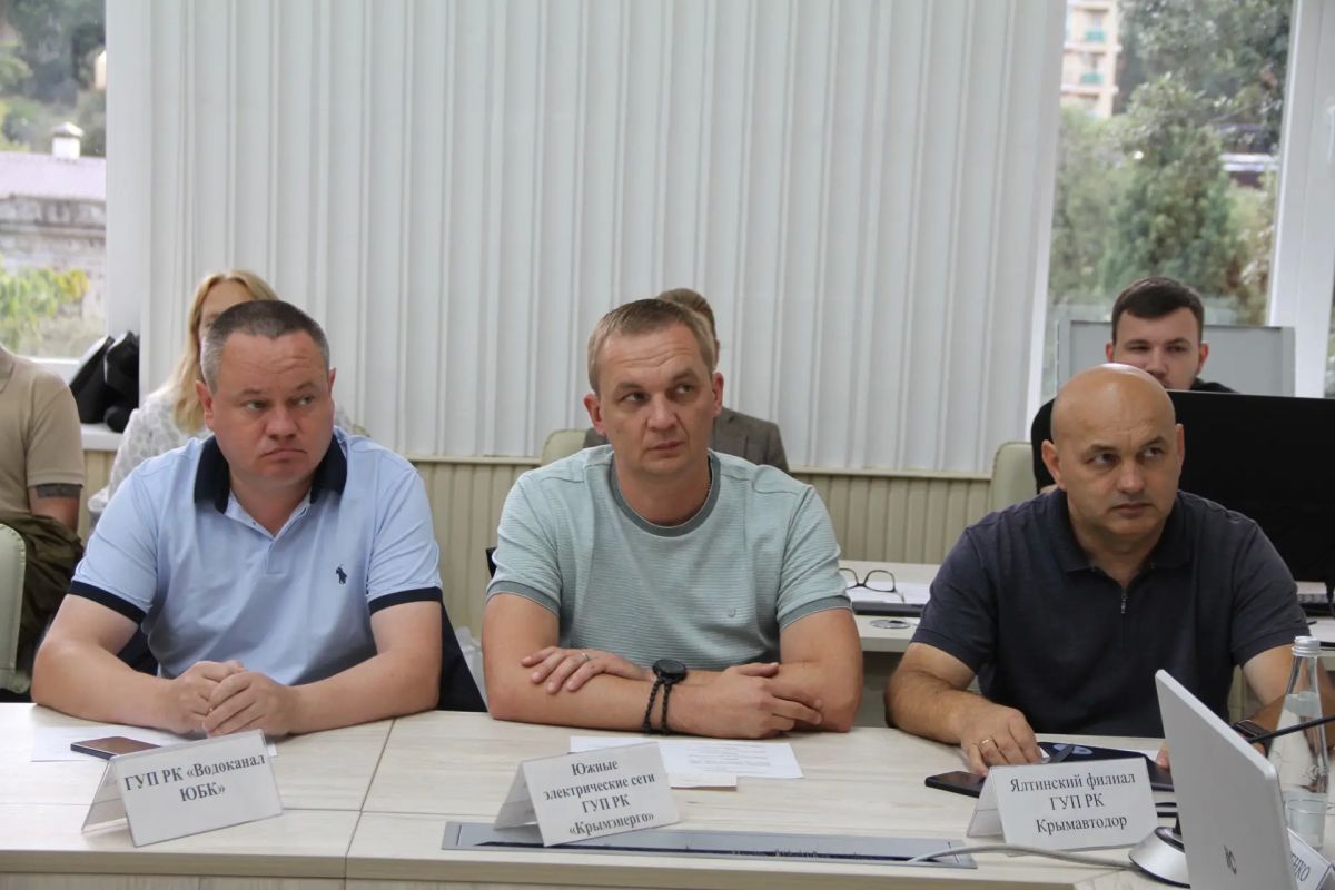 Константин Шимановский: На еженедельном аппаратном совещании обсудили оперативную обстановку в муниципальном округе Константин Шимановский: На еженедельном аппаратном совещании обсудили оперативную обстановку в муниципальном округе
