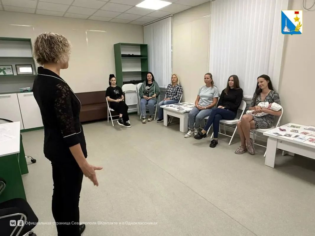В семейном МФЦ рассказали о мерах соцподдержки В семейном МФЦ рассказали о мерах соцподдержки
