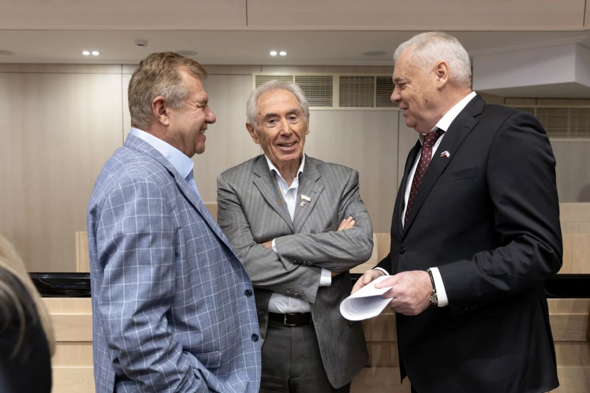Сергей Аксёнов: Отрадно, что в Крыму продолжается процесс сохранения и увековечивания исторической памяти Сергей Аксёнов: Отрадно, что в Крыму продолжается процесс сохранения и увековечивания исторической памяти