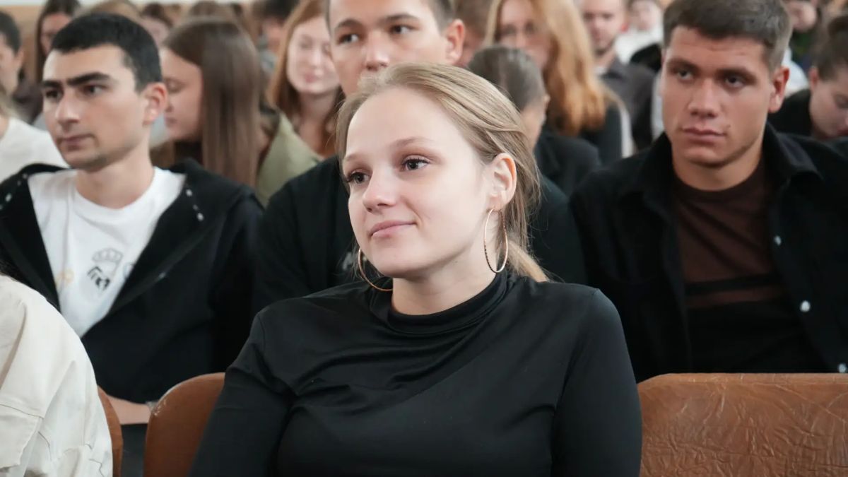 Алексей Зинченко: Диалог со студентами продолжается Алексей Зинченко: Диалог со студентами продолжается