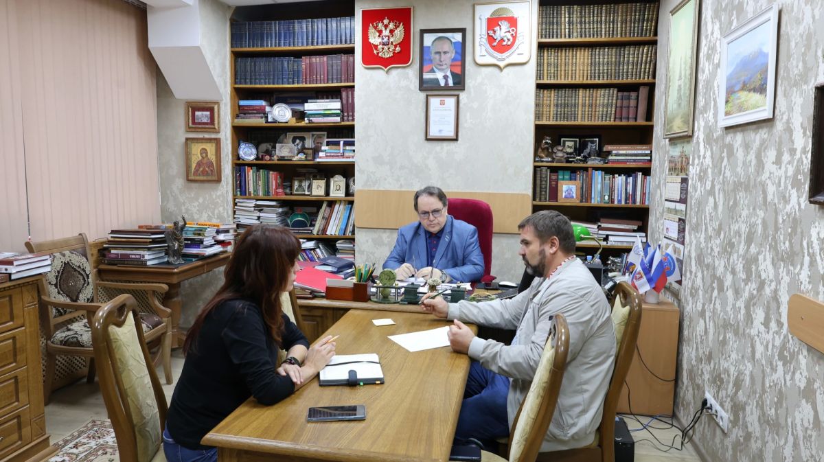 В Госкомархиве обсудили процесс формирования фонда Русской общины Крыма