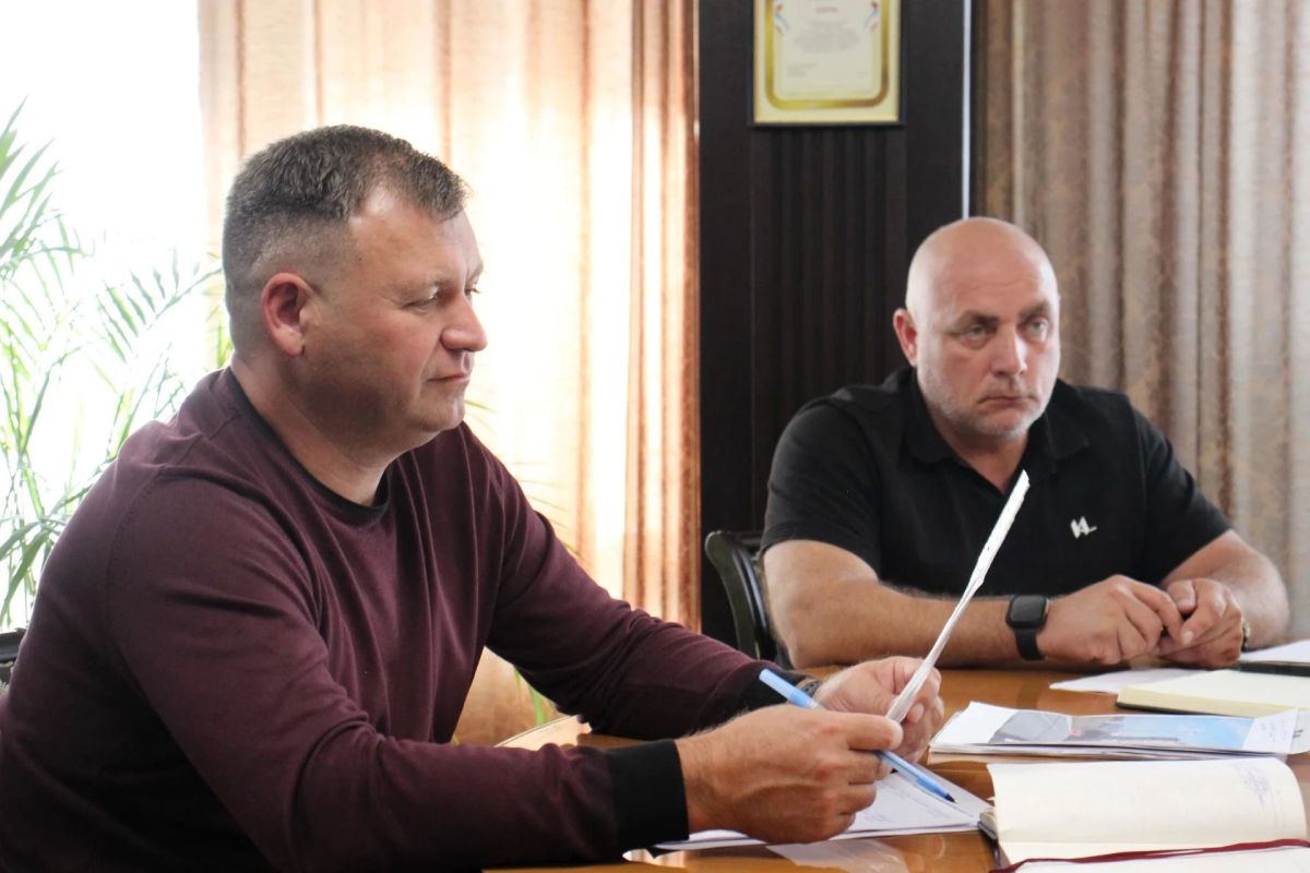 Игорь Крутьков: Провел прием граждан по личным вопросам, в ходе которого обратились 10 керчан Игорь Крутьков: Провел прием граждан по личным вопросам, в ходе которого обратились 10 керчан