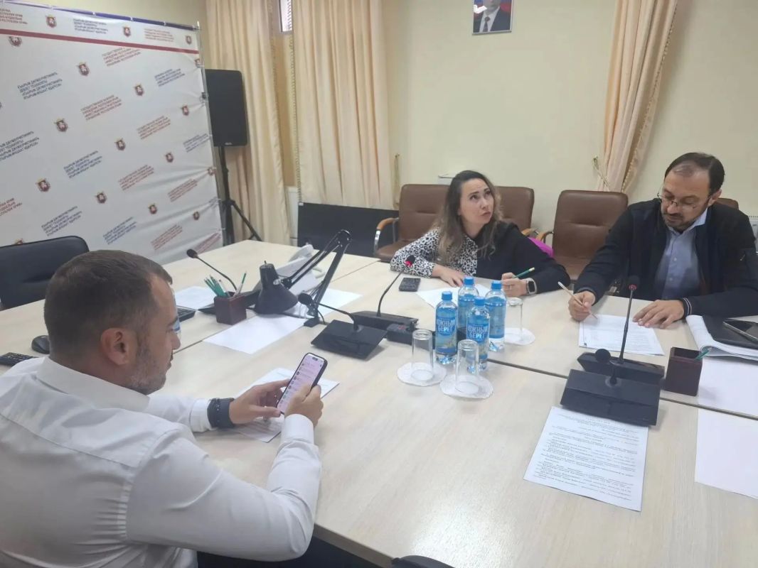 В Крыму обсудили ход реализации ключевых объектов госпрограммы В Крыму обсудили ход реализации ключевых объектов госпрограммы
