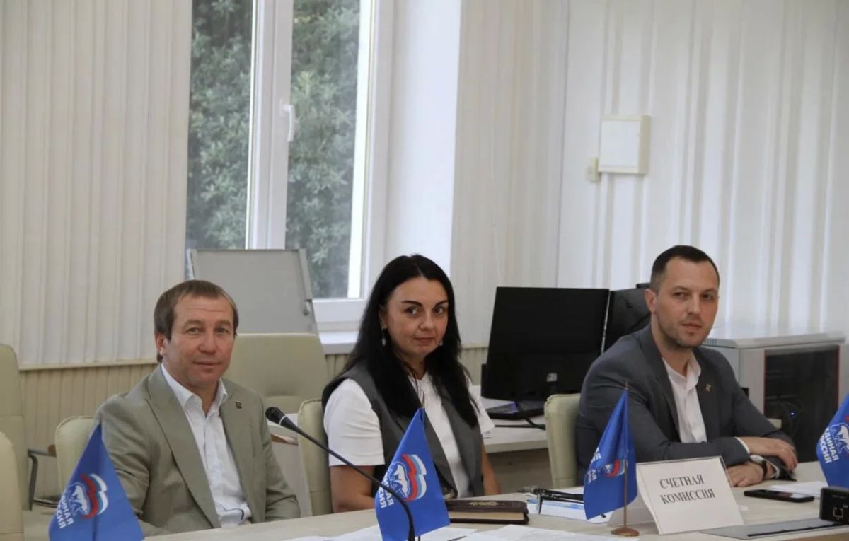 Константин Шимановский: Состоялась 29-я сессия Ялтинского городского совета Константин Шимановский: Состоялась 29-я сессия Ялтинского городского совета