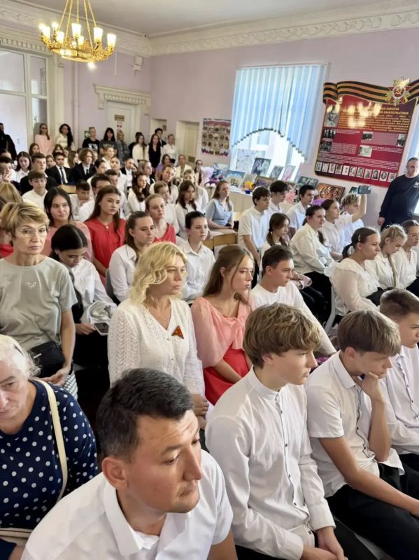 «Белый цветок» - как символ возрождения традиций милосердия «Белый цветок» - как символ возрождения традиций милосердия