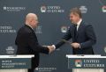 Михаил Развожаев: Ещё одна важная новость — на форуме мы подписали соглашение с генеральным директором Президентского фонда культурных инициатив Романом Владимировичем Кармановым об открытии в Севастополе проектного офиса...