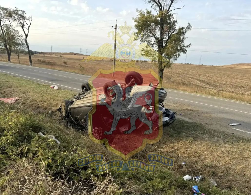 Сотрудники Госавтоинспекции ОМВД России по Ленинскому району проводят проверку по факту смертельного ДТП