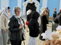 На территории Свято-Покровского кафедрального собора состоялась традиционная благотворительная акция «Белый цветок», объединившая жителей города вокруг идеи милосердия и помощи тем, кто оказался в трудной жизненной ситуации