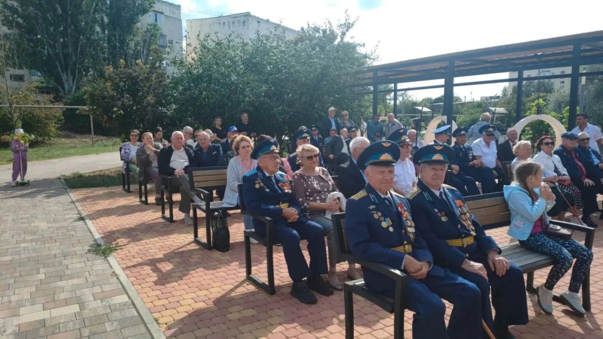 В Севастополе отпраздновали юбилей 62-го авиаполка особого назначения, мероприятия прошли в субботу в авиагарнизоне «Бельбек», передает корреспондент ТАСС В Севастополе отпраздновали юбилей 62-го авиаполка особого назначения, мероприятия прошли в субботу в авиагарнизоне «Бельбек», передает корреспондент ТАСС