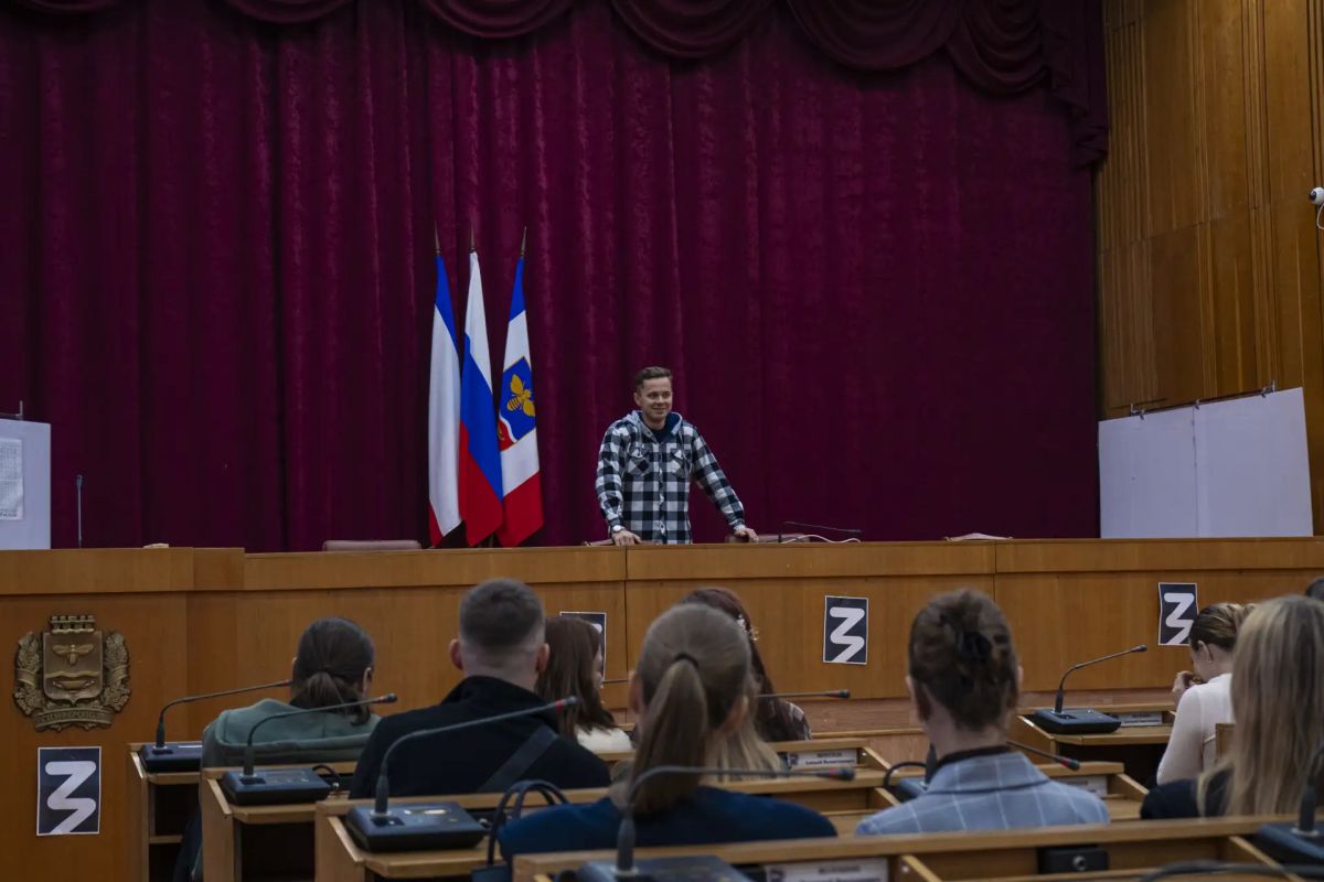 В администрации Симферополя стартовал трехдневный образовательный интенсив для работающей молодежи города и сотрудников администрации В администрации Симферополя стартовал трехдневный образовательный интенсив для работающей молодежи города и сотрудников администрации