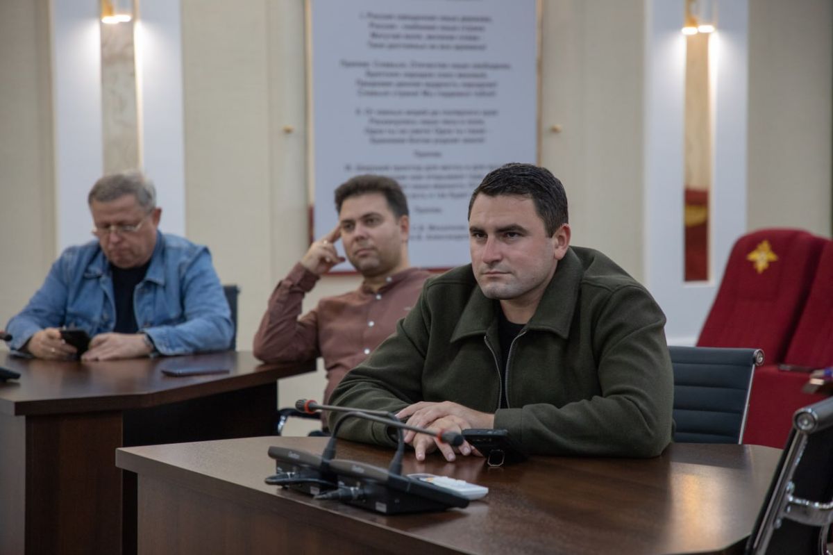 В Управлении МВД России по городу Севастополю прошло плановое заседание Общественного совета В Управлении МВД России по городу Севастополю прошло плановое заседание Общественного совета