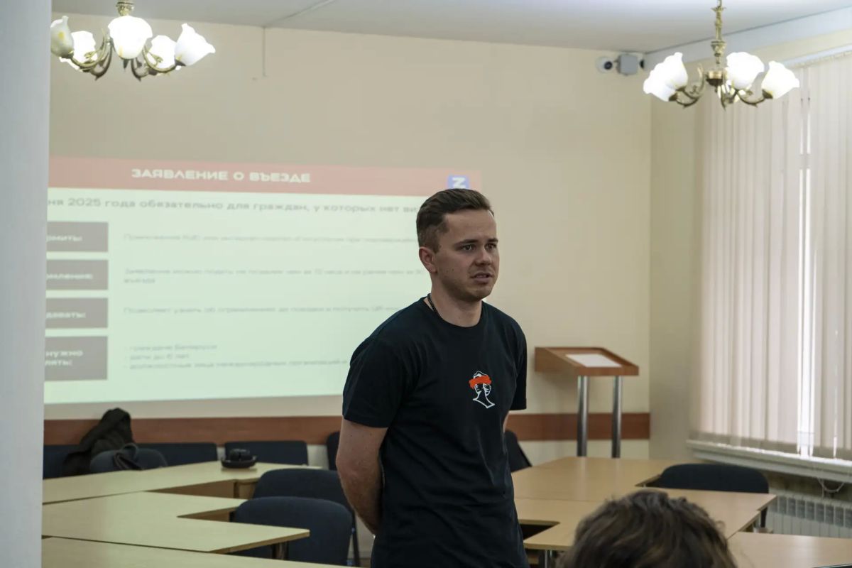 В администрации Симферополя стартовал трехдневный образовательный интенсив для работающей молодежи города и сотрудников администрации В администрации Симферополя стартовал трехдневный образовательный интенсив для работающей молодежи города и сотрудников администрации
