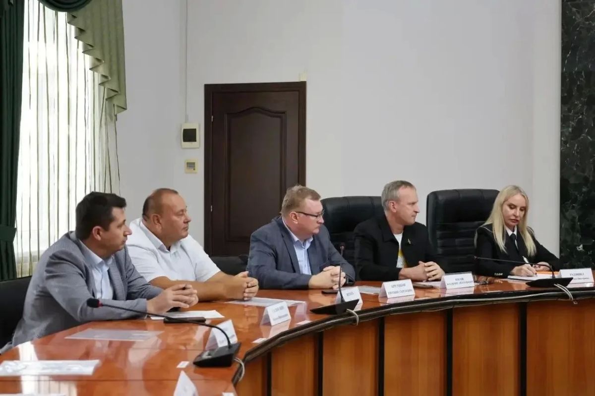 В МВД по Республике Крым состоялось заседание Общественного совета В МВД по Республике Крым состоялось заседание Общественного совета