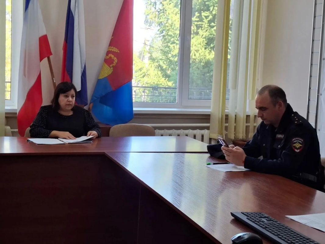 Заместитель главы администрации района Людмила Попова провела заседание антинаркотической комиссии в Советском районе Республики Крым