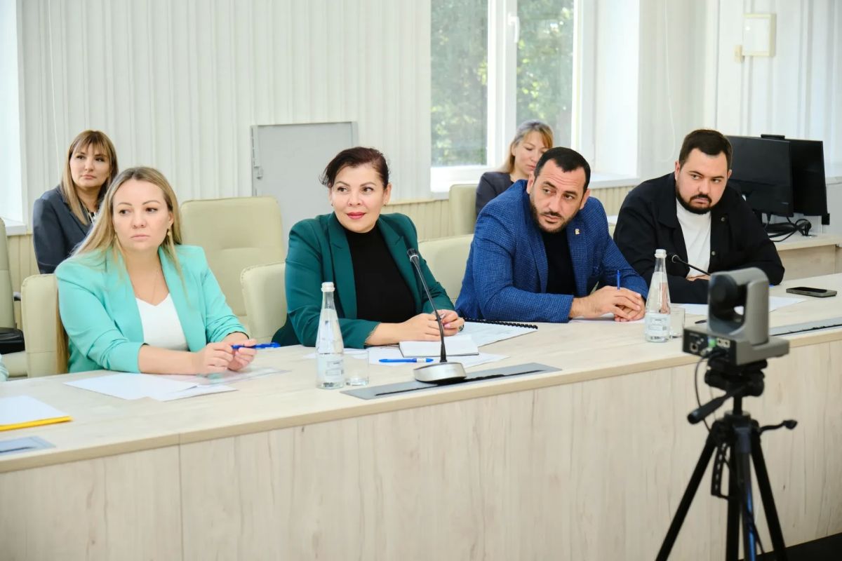 Сегодня провели встречу с инвесторами, которые работают на территории нашего муниципального округа Сегодня провели встречу с инвесторами, которые работают на территории нашего муниципального округа