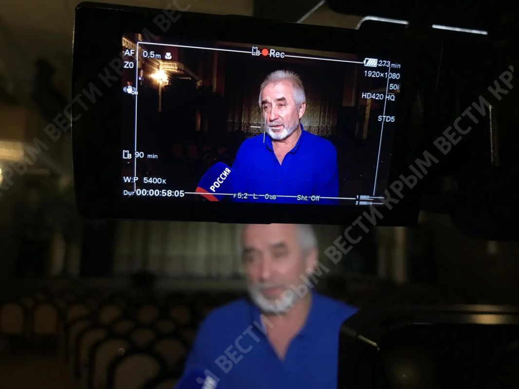 В Симферополе прошла премьера лирической комедии «Только ты меня не забывай…» В Симферополе прошла премьера лирической комедии «Только ты меня не забывай…»