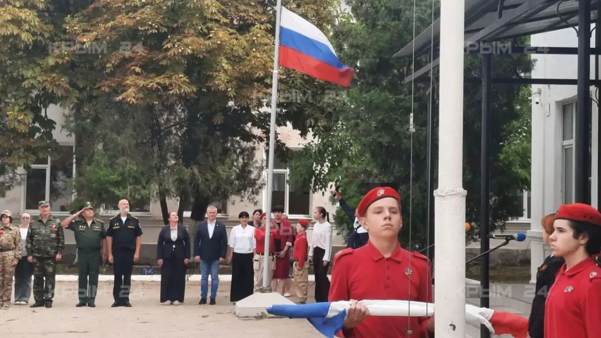 Осенняя «Вахта памяти» стартовала в Феодосии Осенняя «Вахта памяти» стартовала в Феодосии
