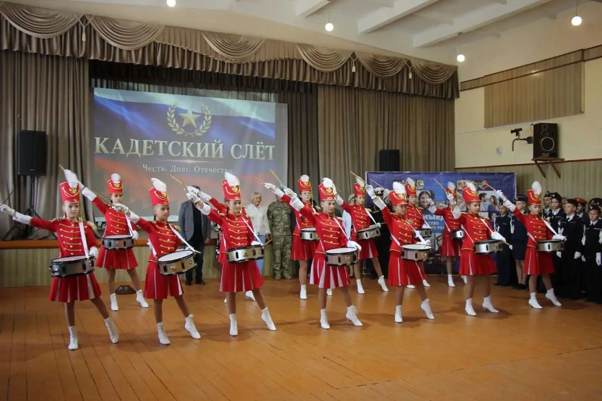 На базе Новоандреевской школа прошел 8-й районный слёт кадетских классов На базе Новоандреевской школа прошел 8-й районный слёт кадетских классов