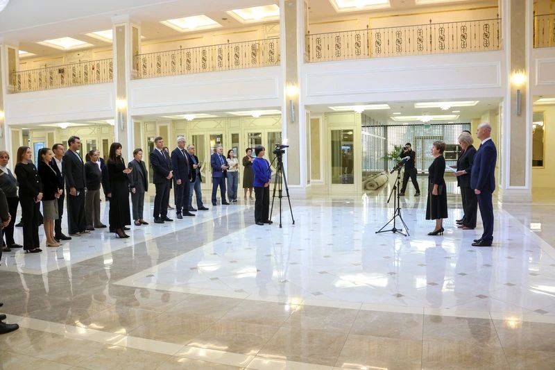 Екатерина Алтабаева: Сегодня, в День возвращения Донецкой, Луганской Народных Республик, Запорожской и Херсонской областей в состав России, открыла в Совете Федерации фотовыставку «Донбасс: прошлое и настоящее» Екатерина Алтабаева: Сегодня, в День возвращения Донецкой, Луганской Народных Республик, Запорожской и Херсонской областей в состав России, открыла в Совете Федерации фотовыставку «Донбасс: прошлое и настоящее»