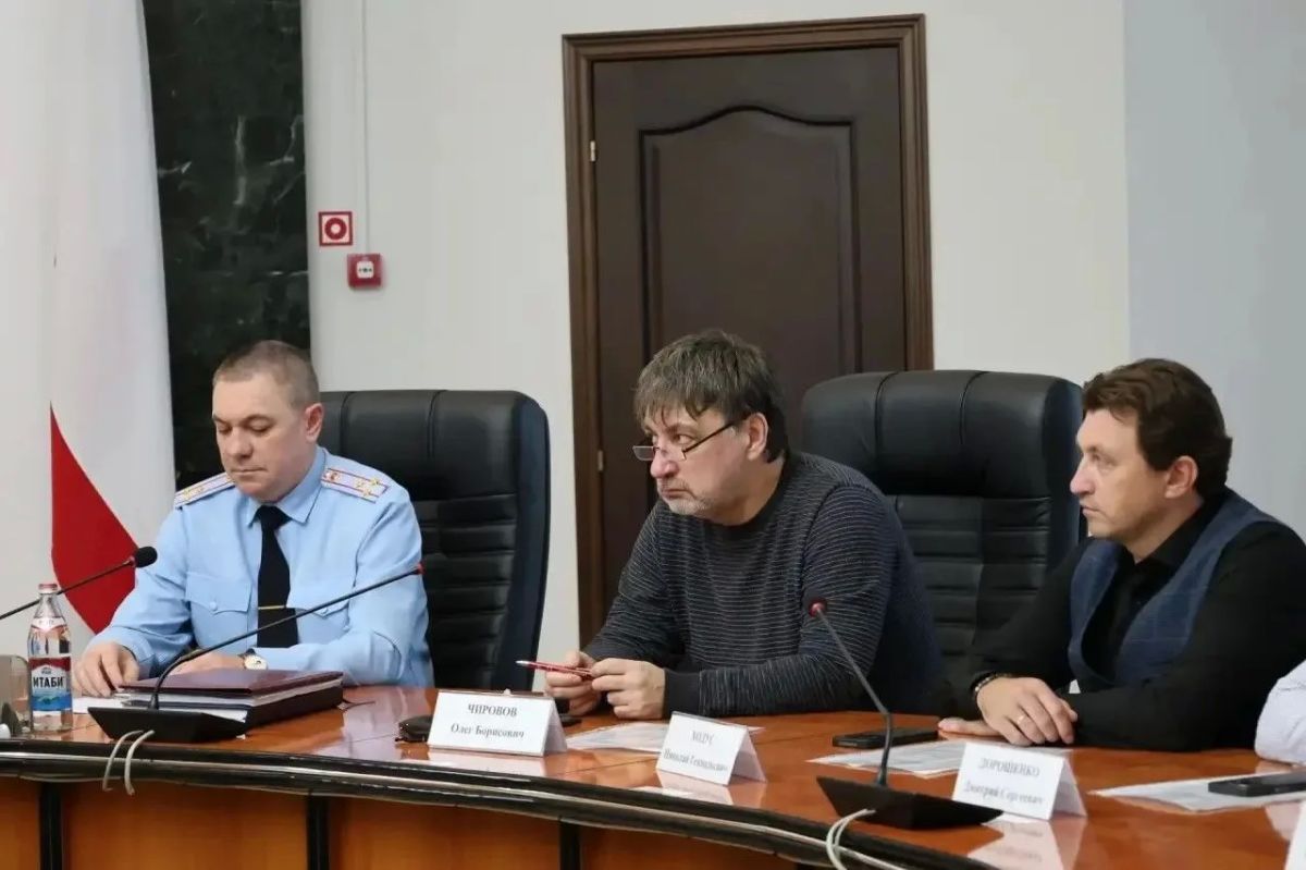 В МВД по Республике Крым состоялось заседание Общественного совета В МВД по Республике Крым состоялось заседание Общественного совета