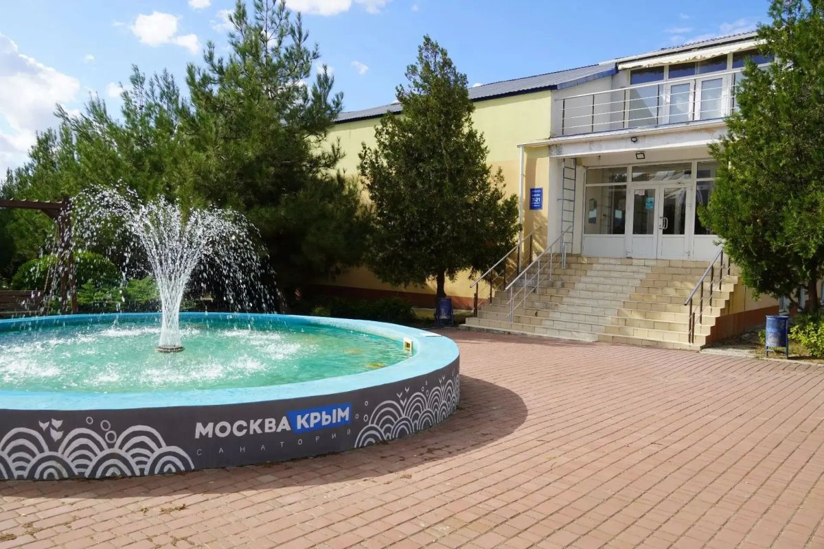 В рамках рабочего посещения спортивных объектов заместитель Председателя Совета министров Республики Крым Анушаван Агаджанян, министр спорта Республики Крым Ольга Торубарова и и.о. глава администрации города Керчи Игорь... В рамках рабочего посещения спортивных объектов заместитель Председателя Совета министров Республики Крым Анушаван Агаджанян, министр спорта Республики Крым Ольга Торубарова и и.о. глава администрации города Керчи Игорь...