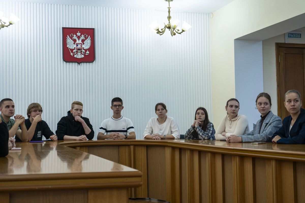 В администрации Симферополя завершился трехдневный образовательный интенсив для работающей молодежи города и сотрудников администрации В администрации Симферополя завершился трехдневный образовательный интенсив для работающей молодежи города и сотрудников администрации