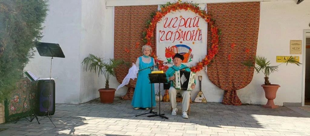 «Играй, гармонь!». . В отделении «Активное долголетие» Комплексного центра социального обслуживания граждан пожилого возраста и инвалидов города Джанкоя и Джанкойского района состоялся конкурс баянистов «Играй... «Играй, гармонь!». . В отделении «Активное долголетие» Комплексного центра социального обслуживания граждан пожилого возраста и инвалидов города Джанкоя и Джанкойского района состоялся конкурс баянистов «Играй...
