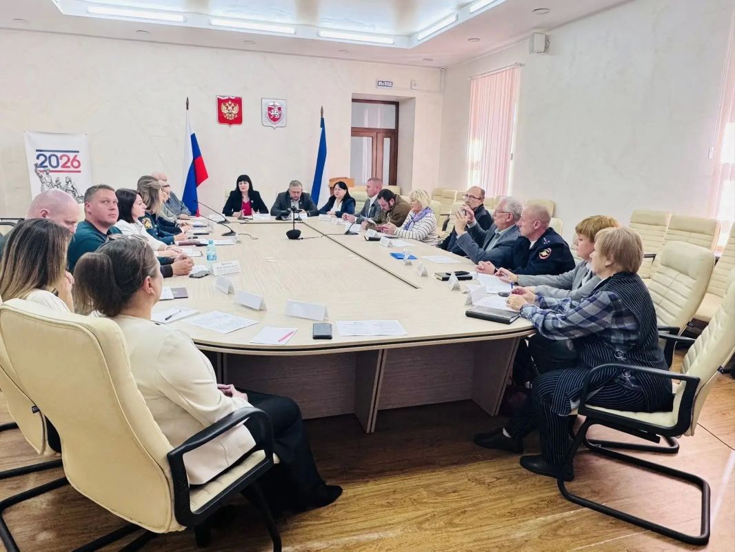 Валентина Лаврик: Приняла участие в заседании Совета по кадетскому образованию при Министерстве образования, науки и молодежи Республики Крым Валентина Лаврик: Приняла участие в заседании Совета по кадетскому образованию при Министерстве образования, науки и молодежи Республики Крым