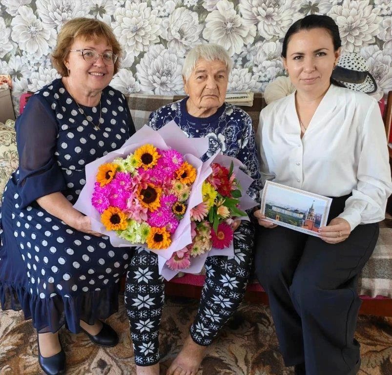 98 лет мужества и самоотверженного труда