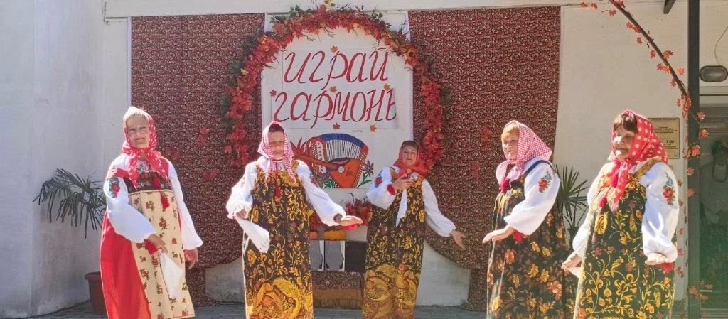 «Играй, гармонь!». . В отделении «Активное долголетие» Комплексного центра социального обслуживания граждан пожилого возраста и инвалидов города Джанкоя и Джанкойского района состоялся конкурс баянистов «Играй... «Играй, гармонь!». . В отделении «Активное долголетие» Комплексного центра социального обслуживания граждан пожилого возраста и инвалидов города Джанкоя и Джанкойского района состоялся конкурс баянистов «Играй...