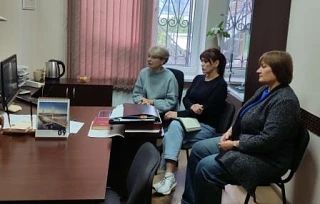 Деятельность базовых архивных учреждений продолжается