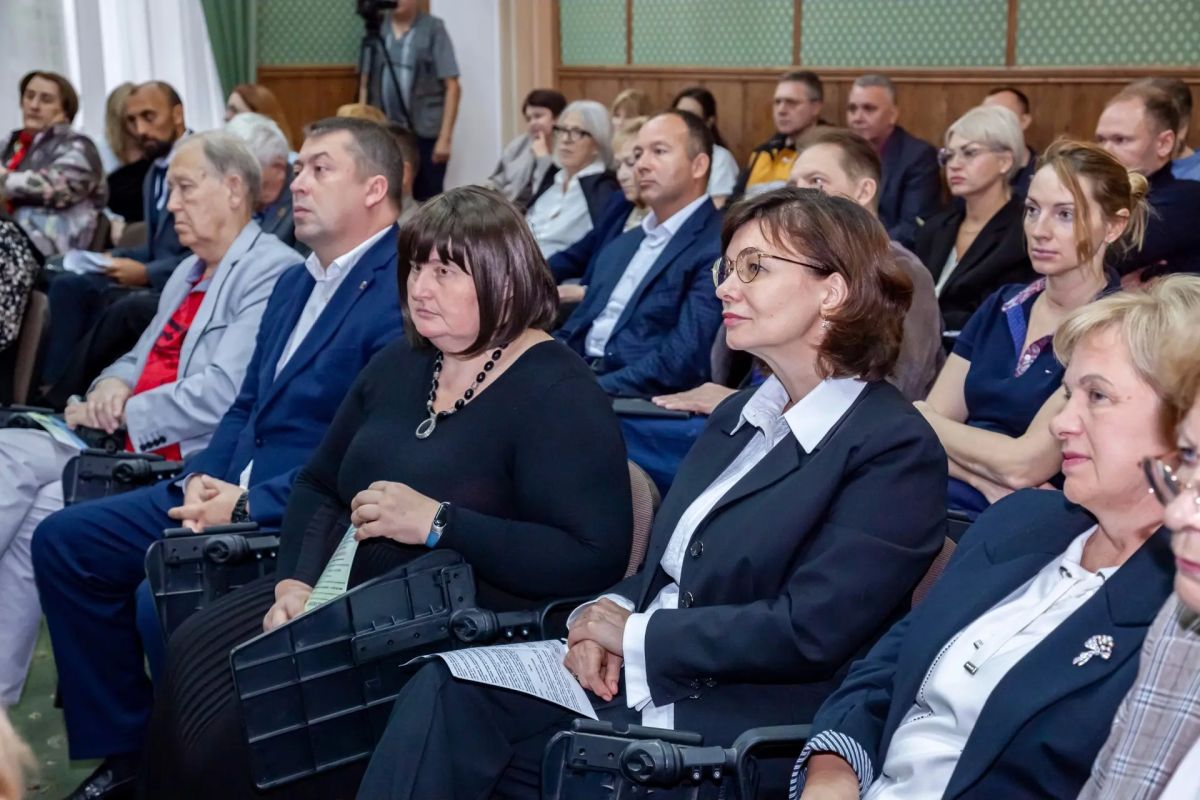 В Ялте состоялась научно-практическая конференция по вопросам физиотерапии, курортологии и медицинской реабилитации В Ялте состоялась научно-практическая конференция по вопросам физиотерапии, курортологии и медицинской реабилитации