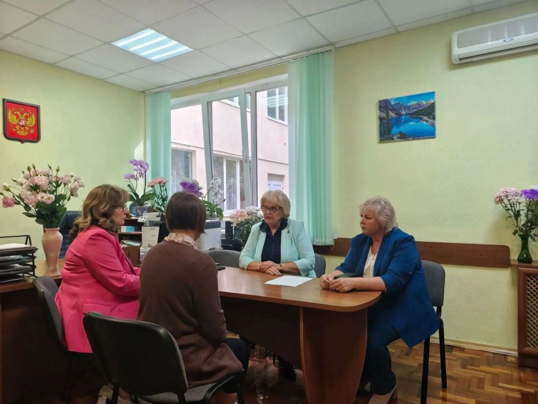Провела приём граждан в Маломаякском территориальном органе Провела приём граждан в Маломаякском территориальном органе
