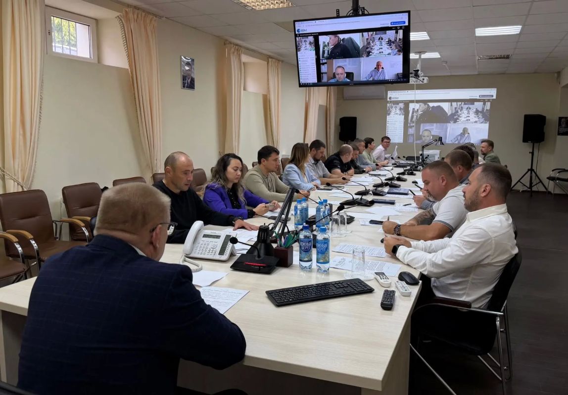 Эдуард Щёголев провел совещание по реализации ключевых проектов госпрограммы Эдуард Щёголев провел совещание по реализации ключевых проектов госпрограммы
