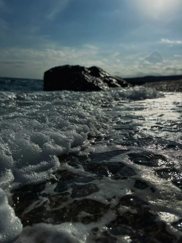 В октябре Чёрное море становится другим В октябре Чёрное море становится другим