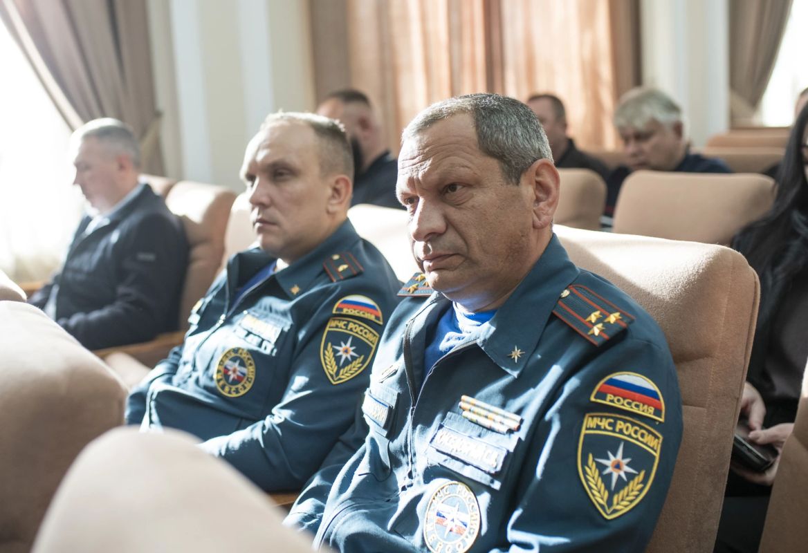 В Симферополе состоялось оперативно-хозяйственное совещание, в ходе которого руководители структурных подразделений отчитались о проделанной работе В Симферополе состоялось оперативно-хозяйственное совещание, в ходе которого руководители структурных подразделений отчитались о проделанной работе