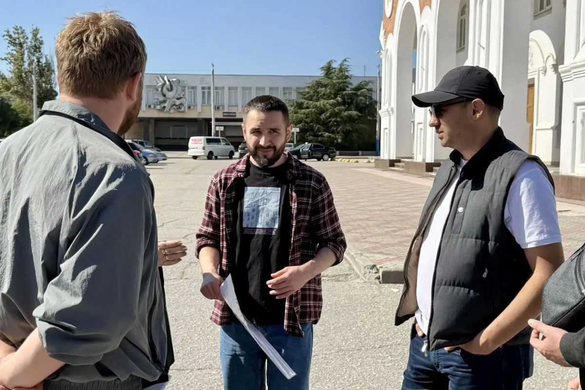 В Евпатории обсудили предстоящее благоустройство Привокзальной площади В Евпатории обсудили предстоящее благоустройство Привокзальной площади