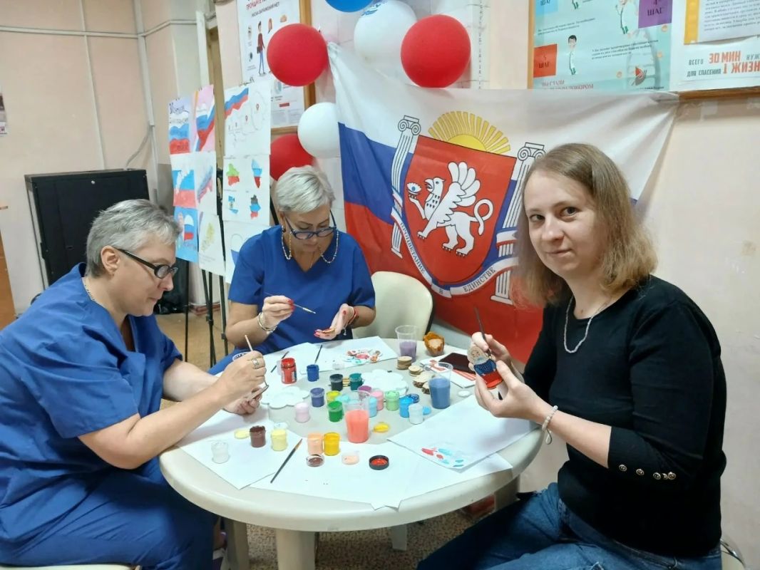 146 ялтинцев поддержали донорскую акцию «Одна страна, одна семья, одна Россия!» 146 ялтинцев поддержали донорскую акцию «Одна страна, одна семья, одна Россия!»