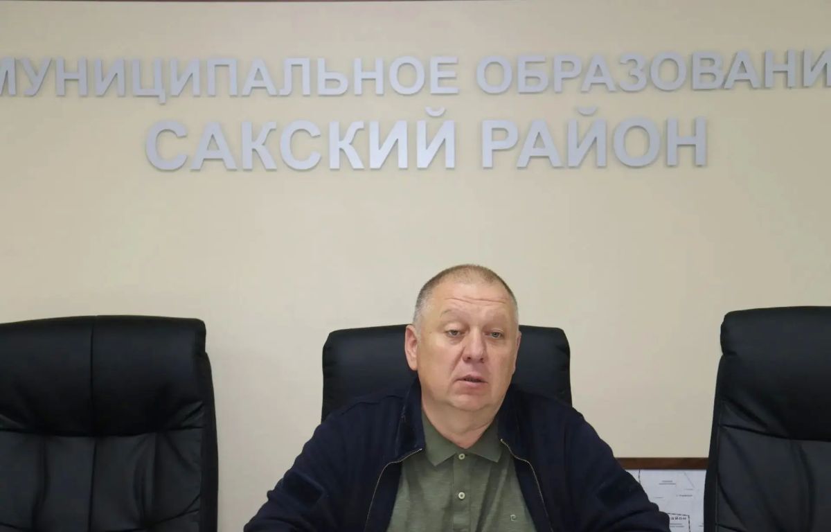 Выполнение поручений Главы республики Крым и вопросы жизнеобеспечения населенных пунктов Сакского района - эти и другие вопросы обсудили сегодня с главами администраций сельских поселений Сакского района