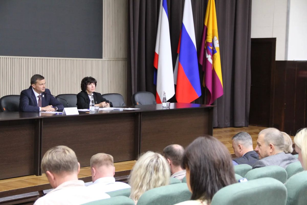 Константин Шимановский: Состоялось аппаратное совещание Константин Шимановский: Состоялось аппаратное совещание