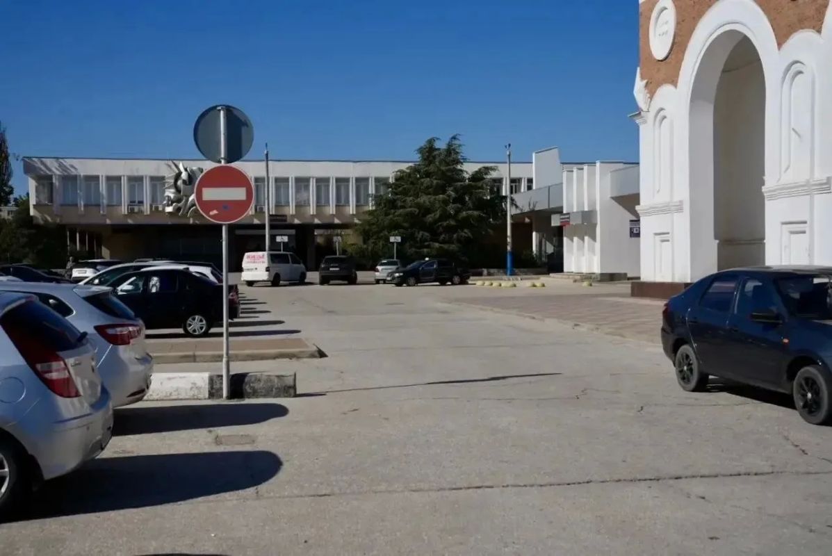 В Евпатории готовят к благоустройству Привокзальную площадь