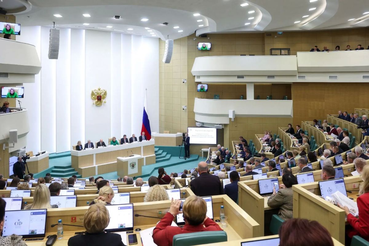 Владимир Константинов: В Совете Федерации России прошли парламентские слушания о параметрах проекта федерального бюджета на 2027 год и на плановый период 2028 и 2029 годов