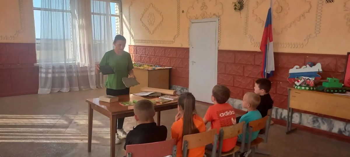 Константин Шимановский: В Плавском прошёл познавательный час «От свитка до планшета» Константин Шимановский: В Плавском прошёл познавательный час «От свитка до планшета»