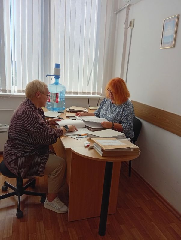 Архивисты Керчи продолжают работу с организациями – источниками комплектования Архивисты Керчи продолжают работу с организациями – источниками комплектования
