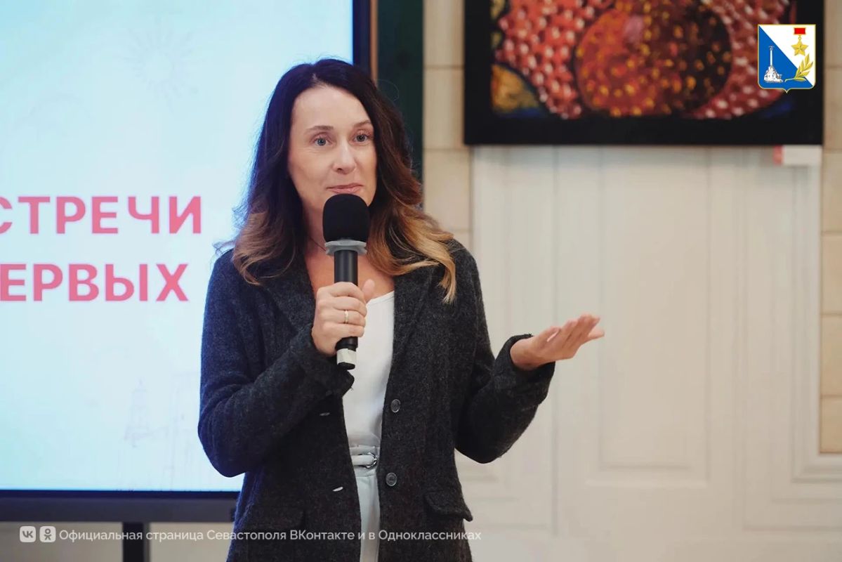 18 севастопольских школьников получили паспорта в детской школе искусств 18 севастопольских школьников получили паспорта в детской школе искусств