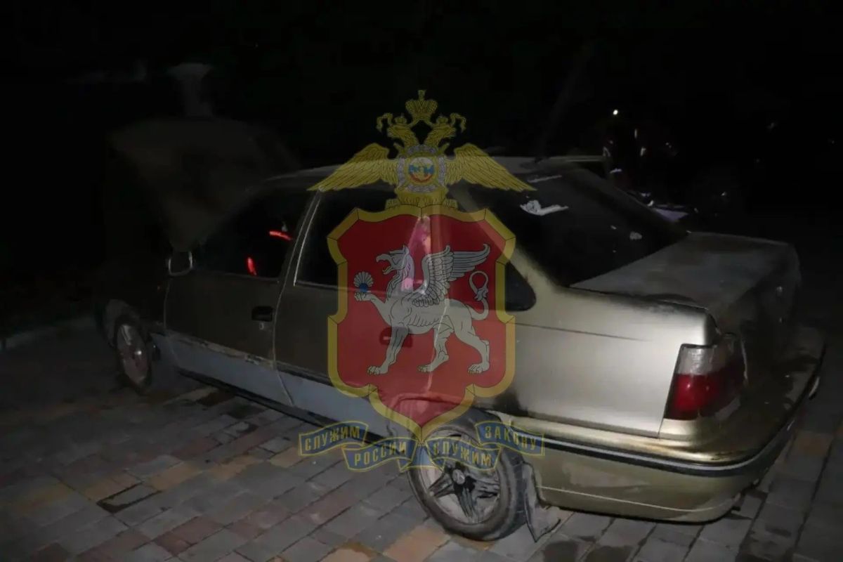 Дружба с огоньком: в Сакском районе раскрыт поджог автомобиля Дружба с огоньком: в Сакском районе раскрыт поджог автомобиля