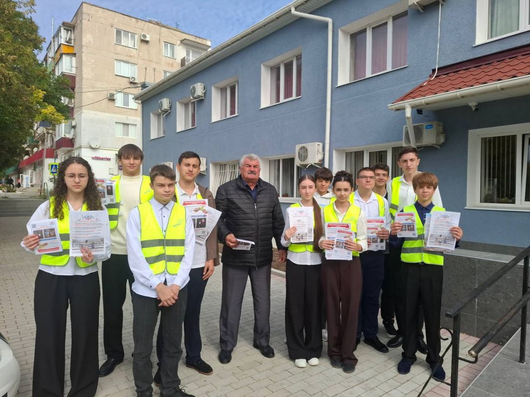 «Пешеход на переходе»: Госавтоинспекция и школьники делают дороги безопаснее «Пешеход на переходе»: Госавтоинспекция и школьники делают дороги безопаснее