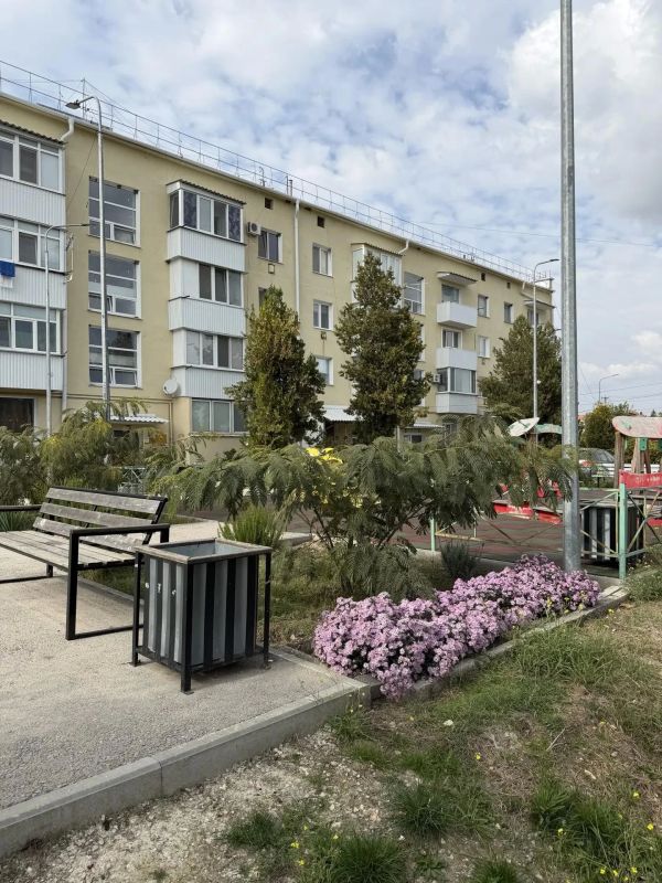 Глава администрации Бахчисарайского района Анжелика Ястребова с рабочим визитом посетила Железнодорожненское сельское поселение Глава администрации Бахчисарайского района Анжелика Ястребова с рабочим визитом посетила Железнодорожненское сельское поселение